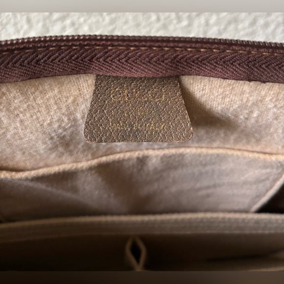 Vintage Gucci Zip Tote ❤️💚 - Picture 6 of 12